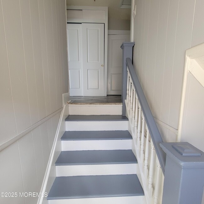 Photo - 100 3rd St