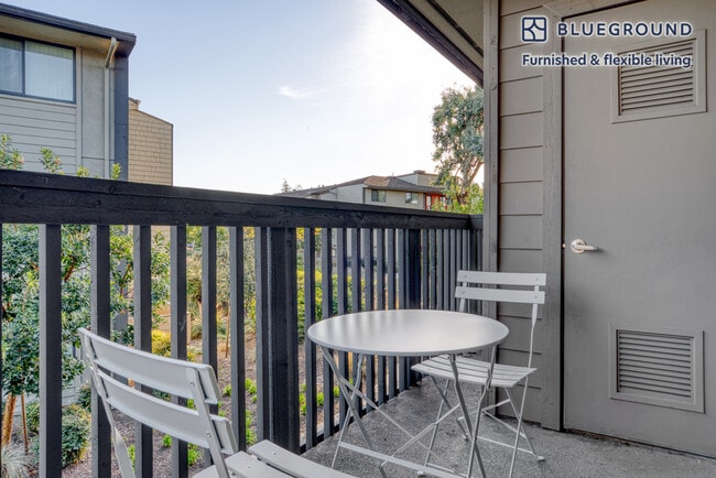 Photo - 766 Edgewater Blvd Unidad FL2-ID765