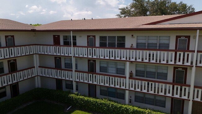 Photo - 328 Brighton E Unit H