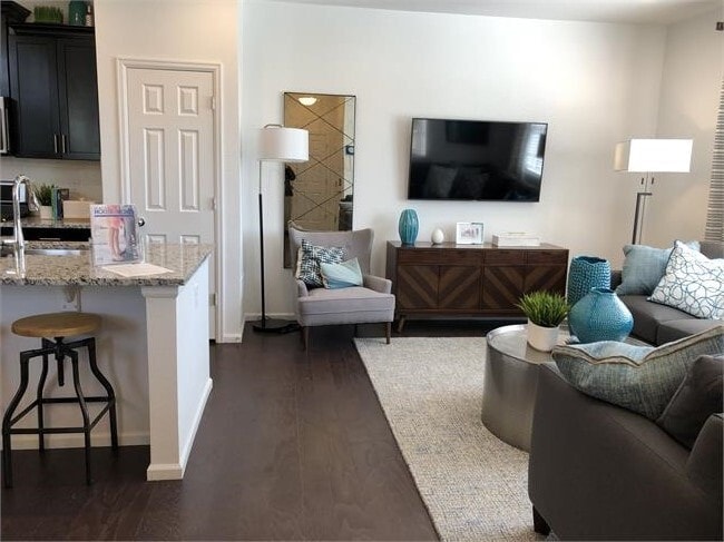 Photo - Modern Three Bedroom Townhome Available For Rent in Creekside