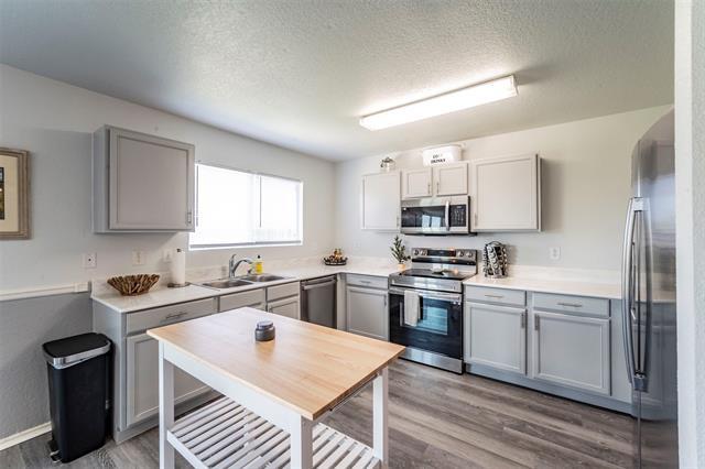 Photo - 9844 Sparrow Hawk Ln