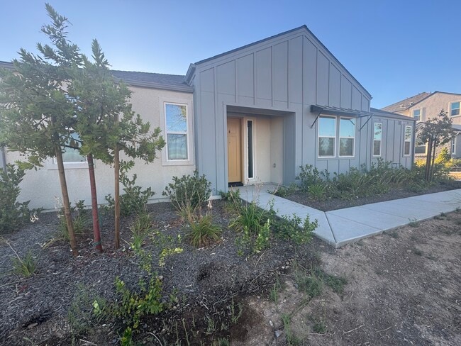 Photo - 850 Livio Way House