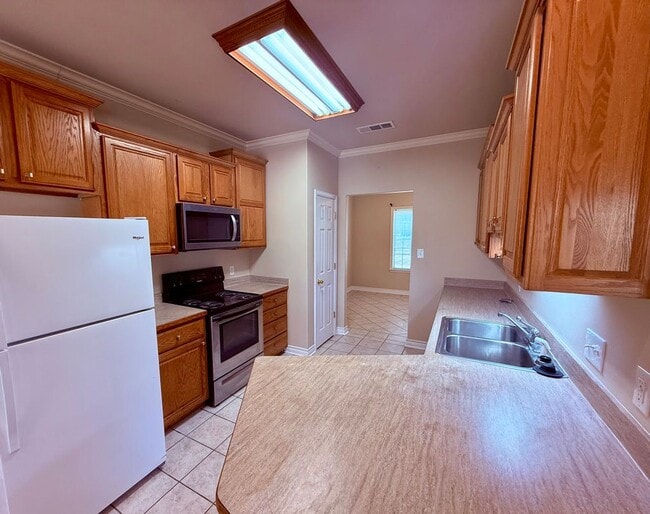 587 Long Beach Dr