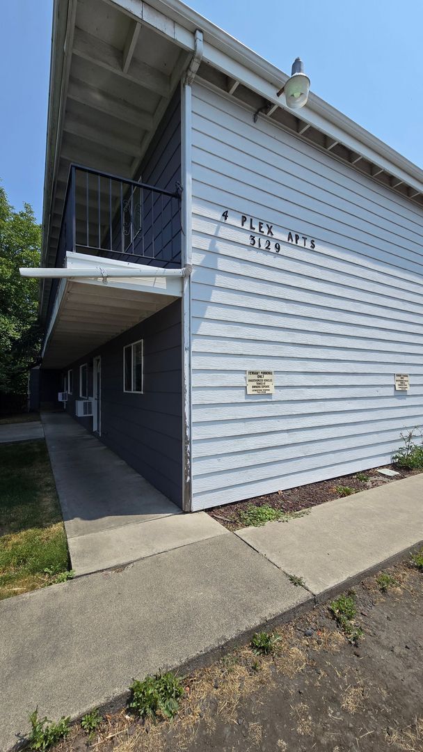 2 Bedroom Lewiston Orchards Apartment - 2 Bedroom Lewiston Orchards Apartment Unit 4