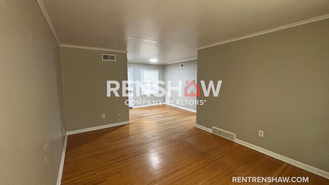 Photo - 4667 Violet Ave