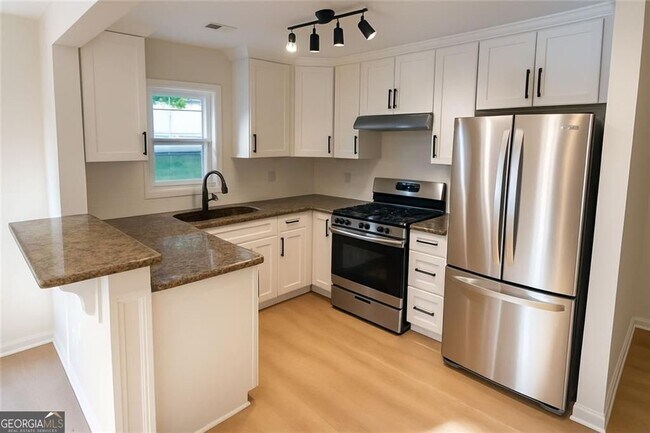 Photo - 2502 Barge Rd SW