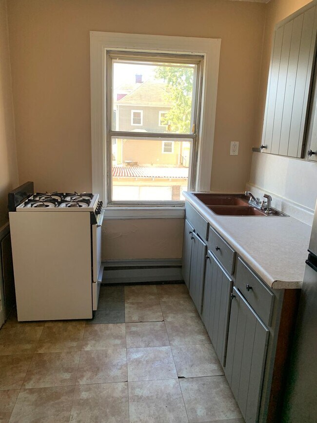 Photo - 1733 St Marys Ave Unit 1733-2