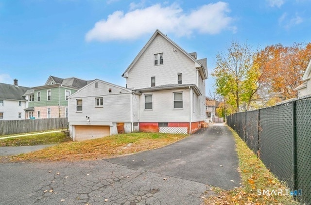 48 S Burritt St Unit 1F