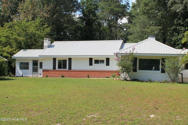 Building Photo - 496 Holly Grove School Rd Rental