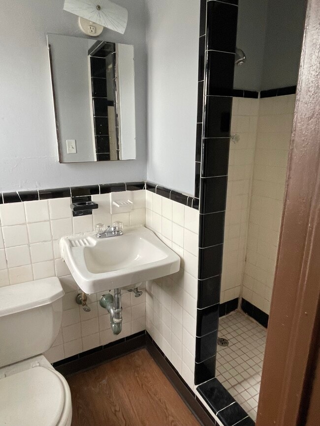 Photo - 19 Chapman St