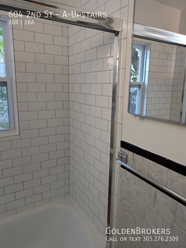 Photo - 604 2nd St Unit A-Upstairs