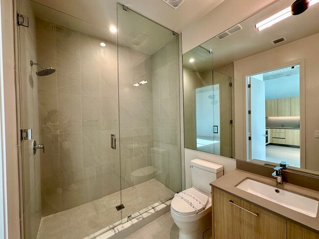 Photo - 244 NW 31st St Unit A8