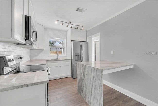 Photo - 1610 Tulane St