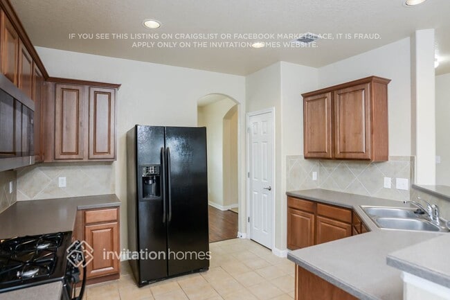 Photo - 8410 Western Way