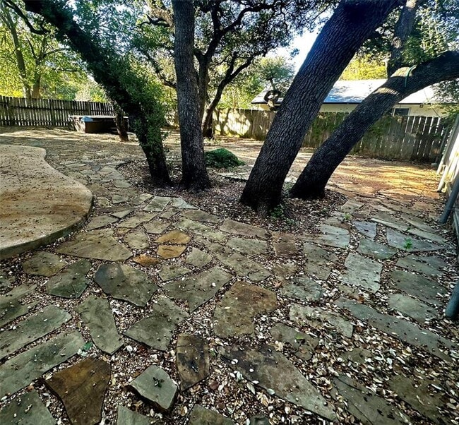 Photo - 10104 Missel Thrush Dr