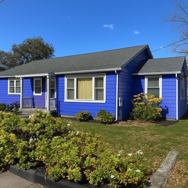 Building Photo - 6 Hadassah Wy