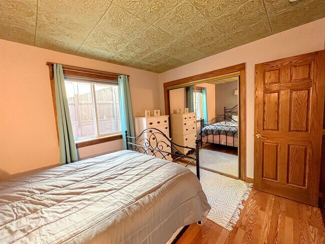 Photo - 4 br, 2 bath House - 3650 North Loma Vista...