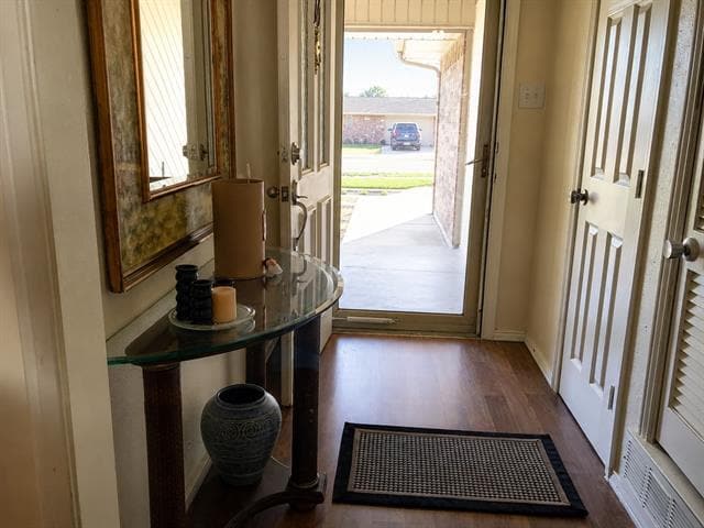 Photo - 1421 Bryan Dr