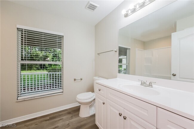 Photo - 2614 43rd St W