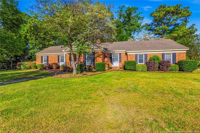 Photo - 325 Northview Dr