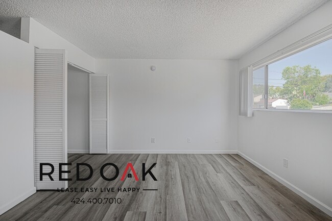 Photo - 333 N Brand Blvd Unidad 8
