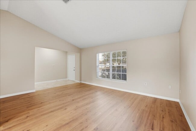 Photo - 1033 Catfish Creek Ct