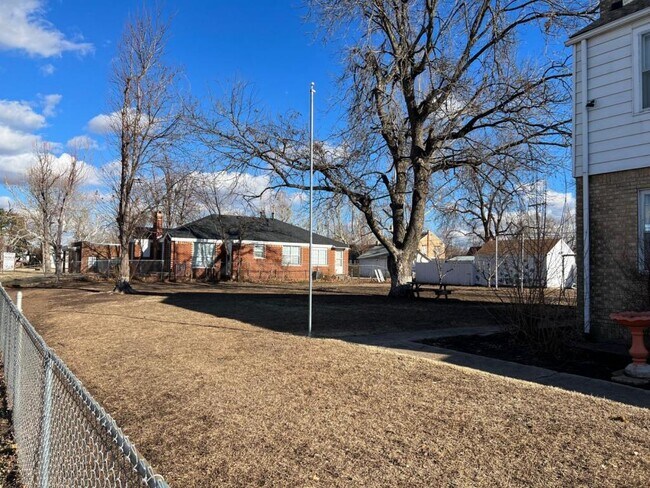 Photo - 1720 Exchange Ave