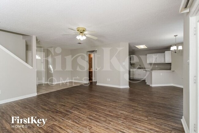 Photo - 2010 Brazos Dr