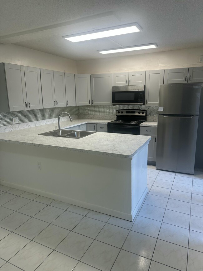 Photo - 5834 58th Way