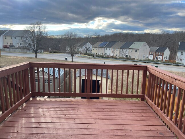 Photo - UPDATED TOWNHOUSE IN FREDERICKSBURG - CLOS...