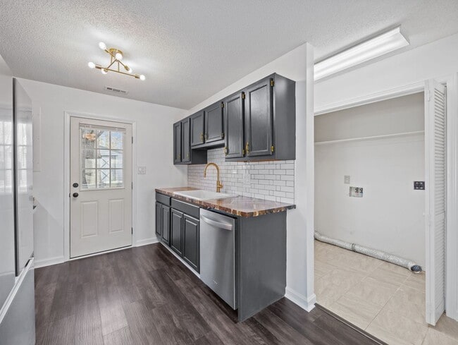 Photo - Welcome to New River Homes!