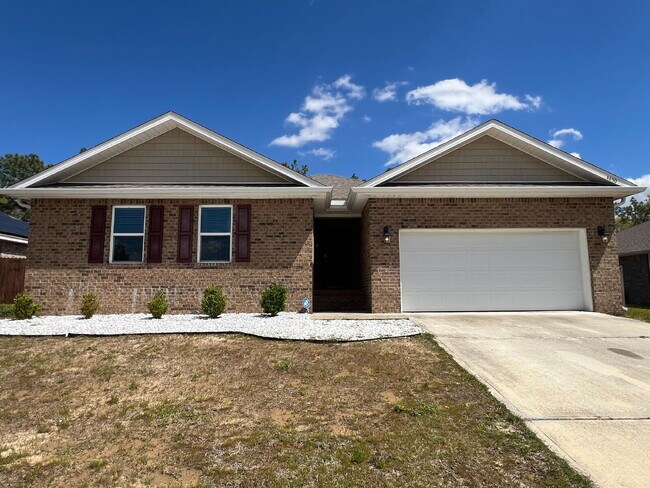 Photo - Stunning 4-Bedroom Home in East Milton – ~...
