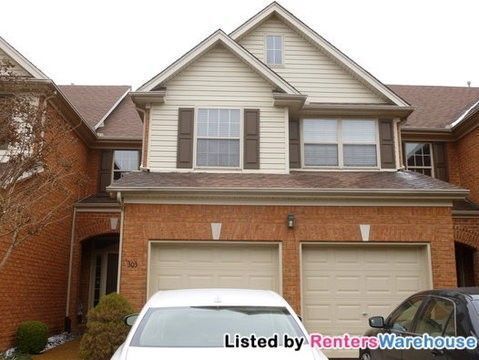 Stunning 3 Bedroom Rental with Spacious La... - Stunning 3 Bedroom Rental with Spacious La... Unit #303