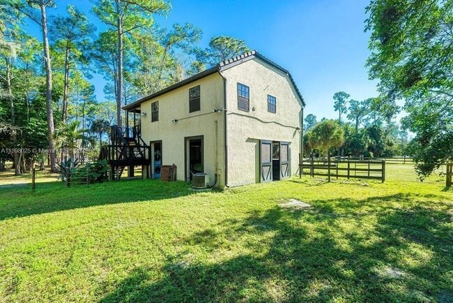 Building Photo - 1339 Gallop Dr Unit Barn Apt