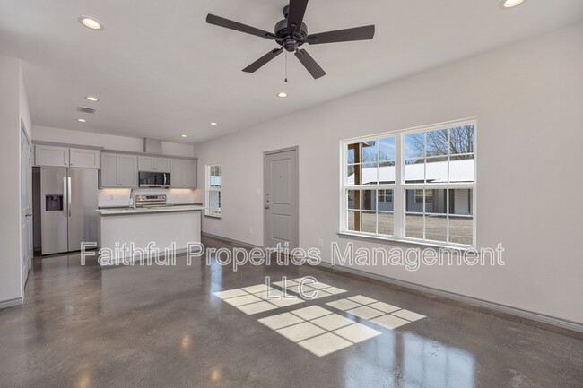 Photo - 10407 County Rd 2180