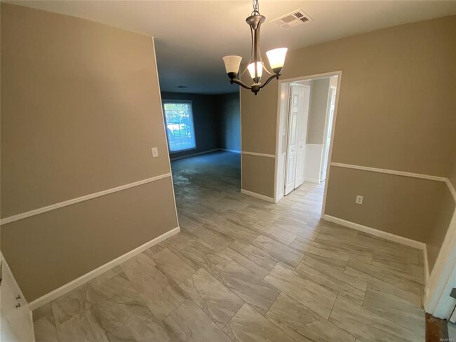Photo - 3540 Farwood Dr