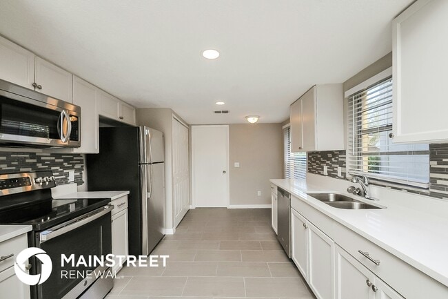 Photo - 1625 Crossridge Dr