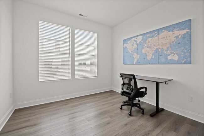 Photo - 1233 S Blount St Unit 201
