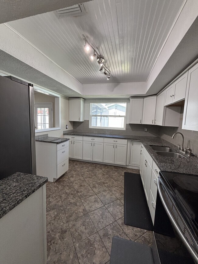 4 Bed/2 Bath