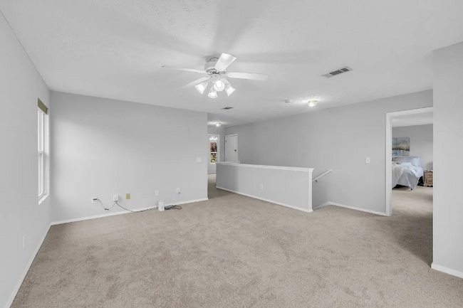 Photo - 108 Neville Ct