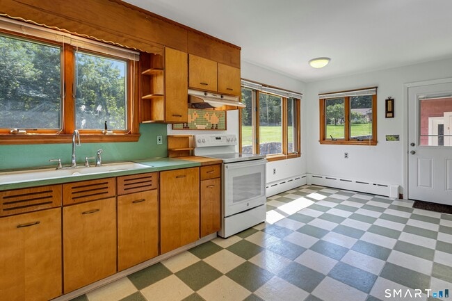 67 Barclay Dr