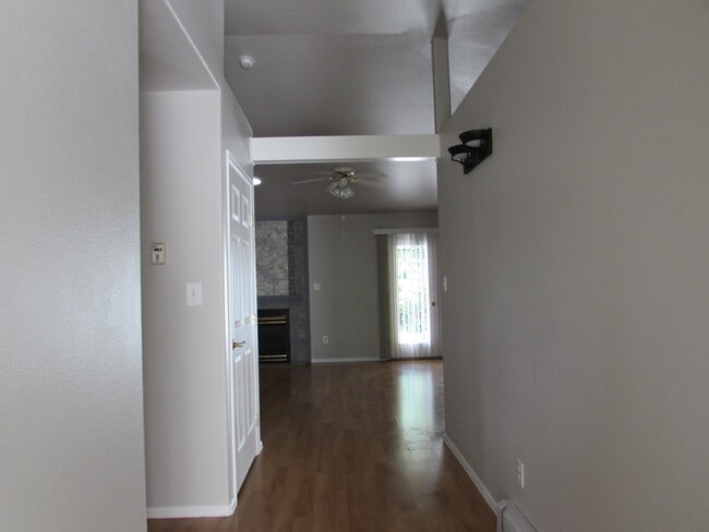 Photo - 3191 Highview Rd