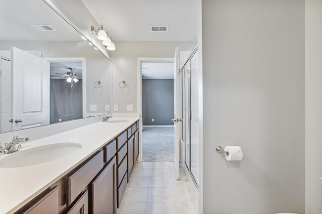 Photo - 322 Bountiful Dr