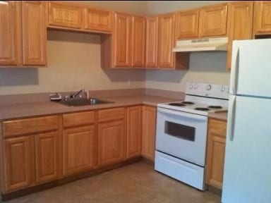 Building Photo - Hilltop Apartments Unit 89-12