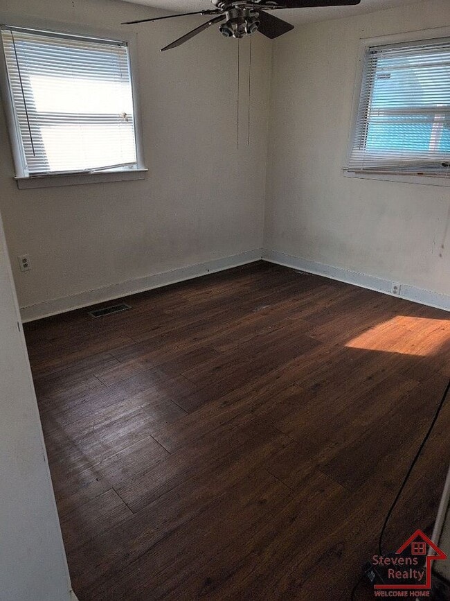 Photo - 317 Susong Dr