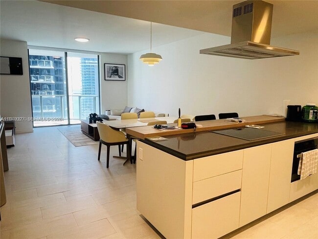 Photo - 1000 Brickell Plaza Unit 3905