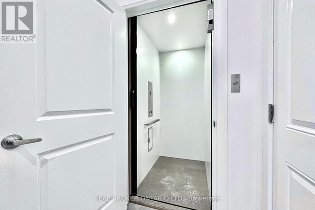 Photo - 22 Yans Way