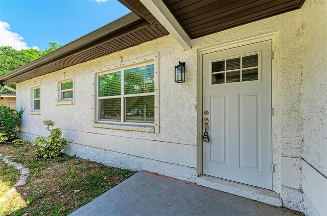 Photo - 6703 N 30th St