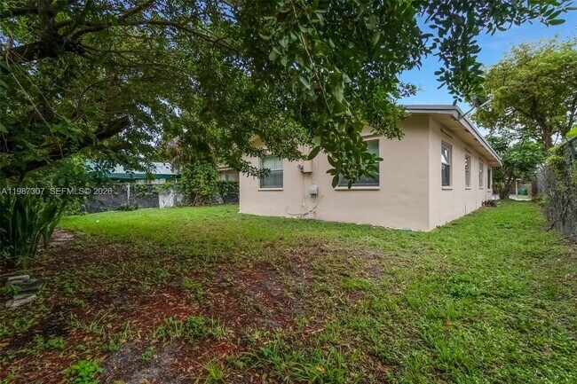 Photo - 2857 NW 12th St