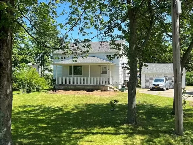 Building Photo - 4056 Park Ave Unit 2-Upper